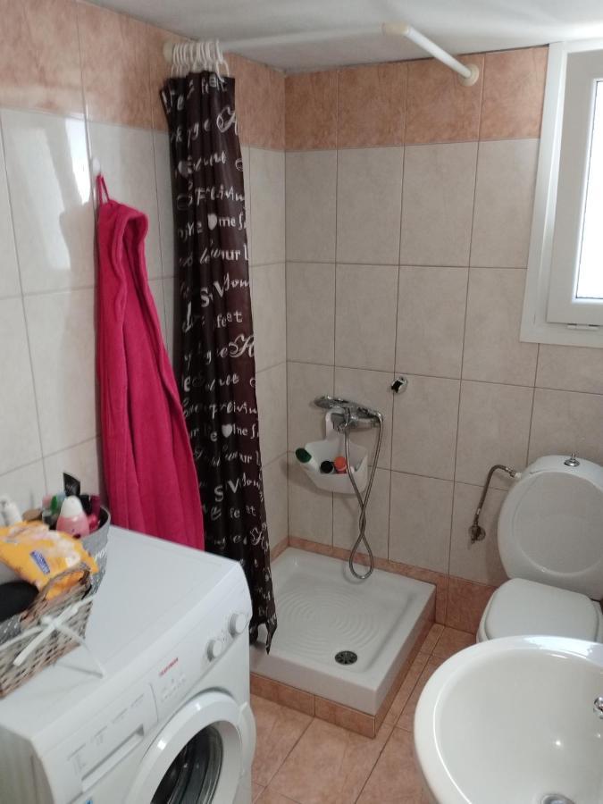 Rose Studio Kavála Luaran gambar